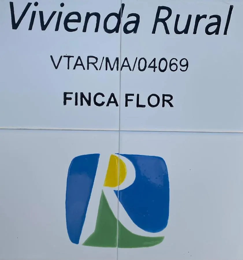 Bed & Breakfast Finca Flor Canillas de Albaida